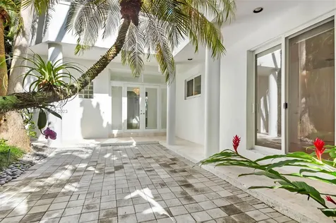 4051 Ensenada Avenue Miami FL 33133