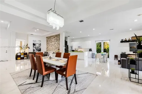 1959 Harbor View Circle Weston FL 33327