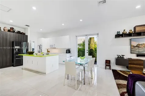 1959 Harbor View Circle Weston FL 33327