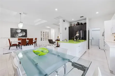 1959 Harbor View Circle Weston FL 33327