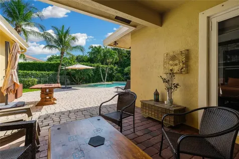 1959 Harbor View Circle Weston FL 33327