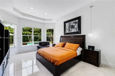 1959 Harbor View Circle Weston FL 33327