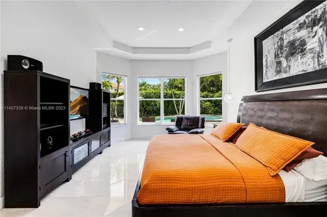 1959 Harbor View Circle Weston FL 33327