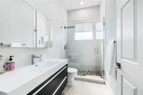 1959 Harbor View Circle Weston FL 33327