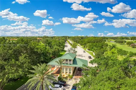 1959 Harbor View Circle Weston FL 33327