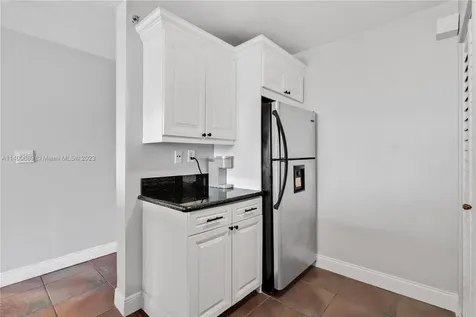 1401 Bay Road Miami Beach FL 33139