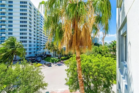 1401 Bay Road Miami Beach FL 33139