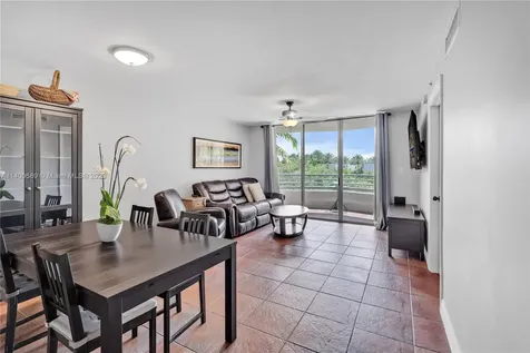 1401 Bay Road Miami Beach FL 33139