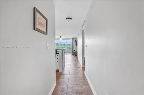 1401 Bay Road Miami Beach FL 33139