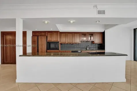 19667 Turnberry Way Aventura FL 33180