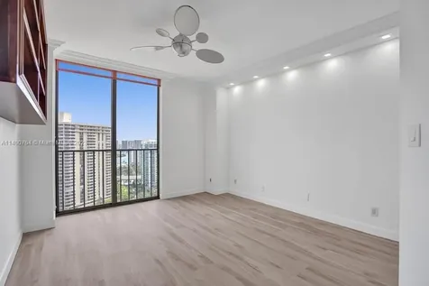 19667 Turnberry Way Aventura FL 33180