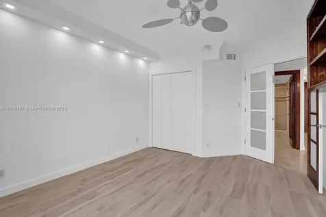 19667 Turnberry Way Aventura FL 33180