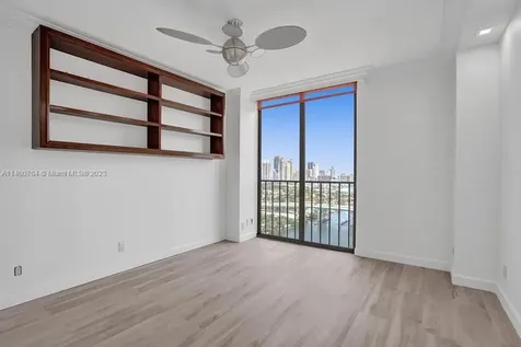 19667 Turnberry Way Aventura FL 33180