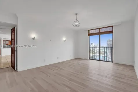 19667 Turnberry Way Aventura FL 33180