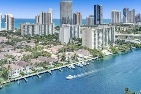 19667 Turnberry Way Aventura FL 33180