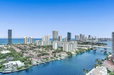 19667 Turnberry Way Aventura FL 33180