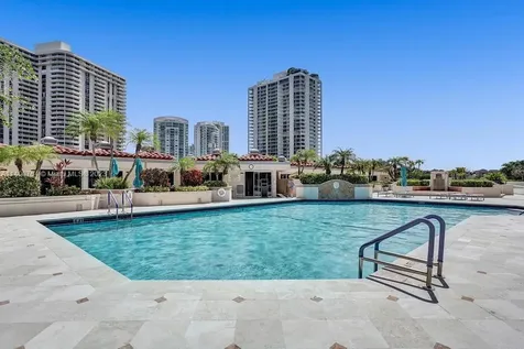 19667 Turnberry Way Aventura FL 33180