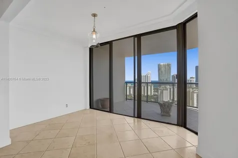 19667 Turnberry Way Aventura FL 33180