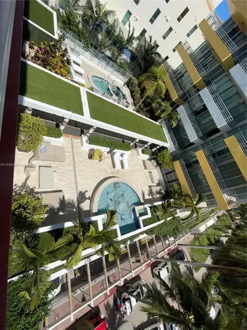 101 Ocean Drive Miami Beach FL 33139