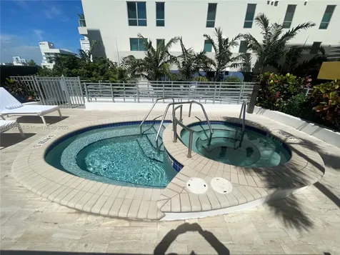 101 Ocean Drive Miami Beach FL 33139