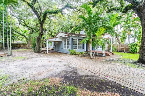 944 NW 9th Court Miami FL 33136