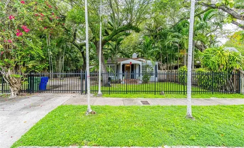 944 NW 9th Court Miami FL 33136