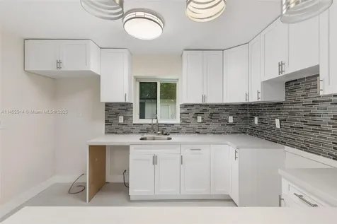 1565 NE 127th Street North Miami FL 33161