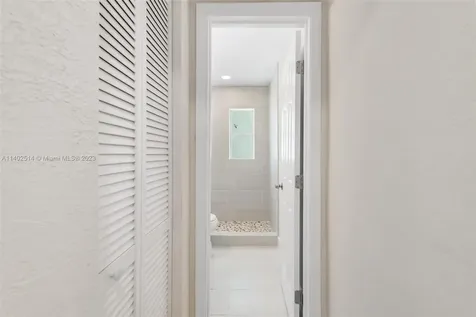 1565 NE 127th Street North Miami FL 33161