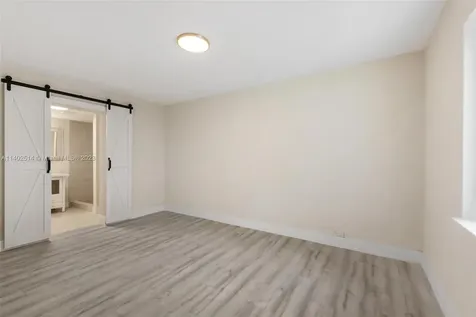 1565 NE 127th Street North Miami FL 33161