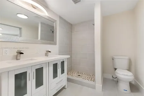 1565 NE 127th Street North Miami FL 33161