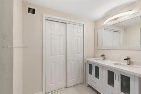 1565 NE 127th Street North Miami FL 33161