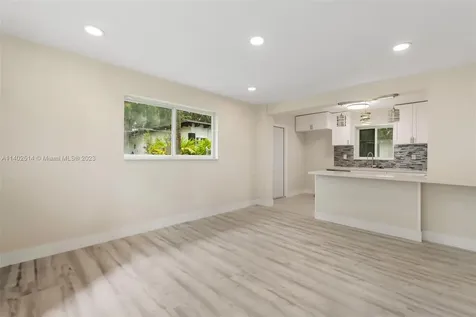 1565 NE 127th Street North Miami FL 33161