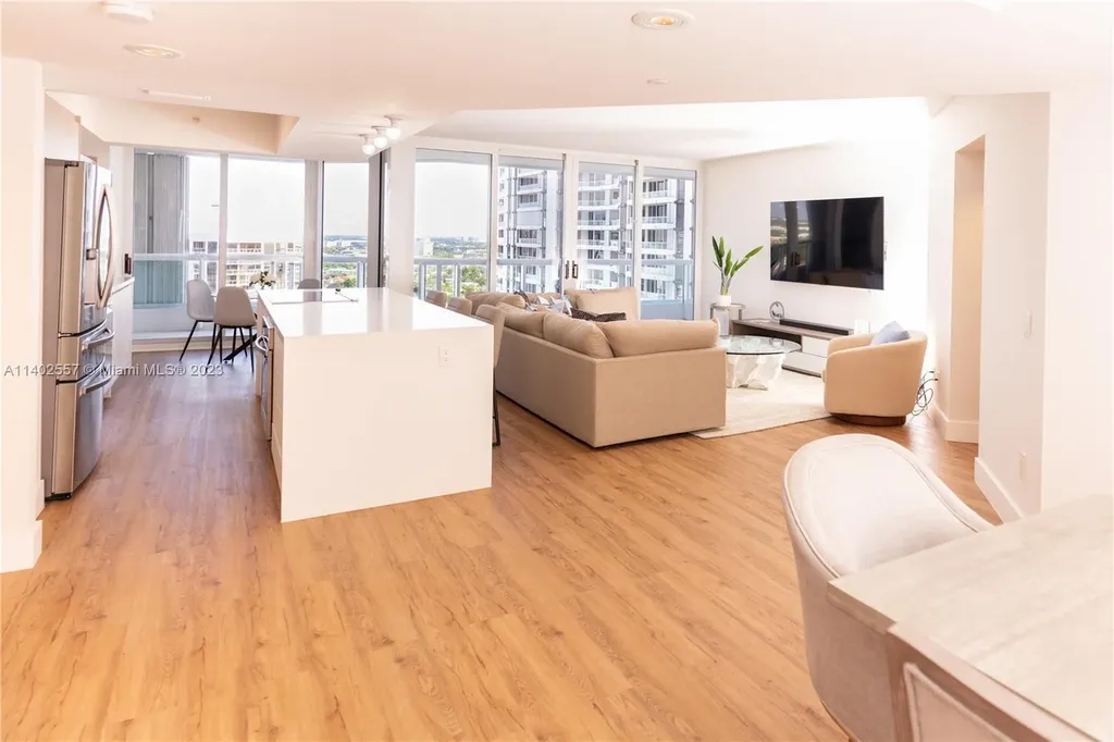 21055 Yacht Club Drive Aventura FL 33180
