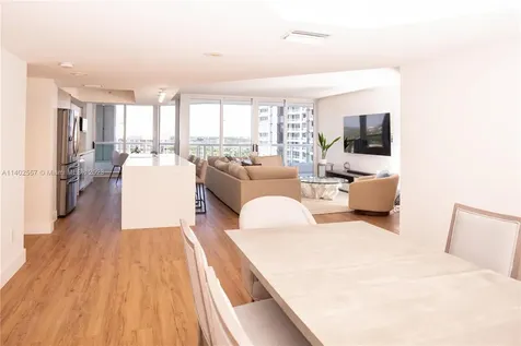 21055 Yacht Club Drive Aventura FL 33180