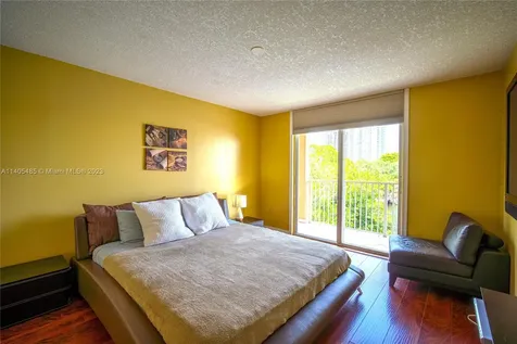 19999 E Country Club Drive Aventura FL 33180