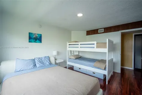 19999 E Country Club Drive Aventura FL 33180
