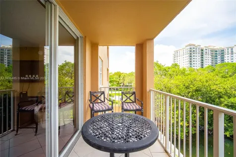 19999 E Country Club Drive Aventura FL 33180