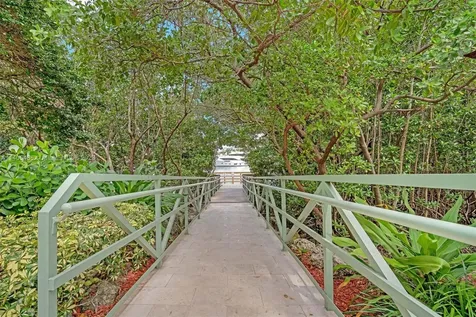 19999 E Country Club Drive Aventura FL 33180
