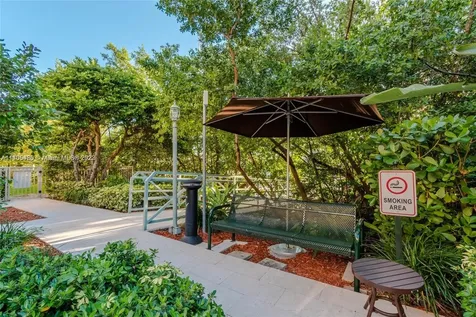 19999 E Country Club Drive Aventura FL 33180