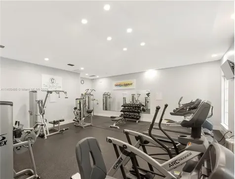 19999 E Country Club Drive Aventura FL 33180