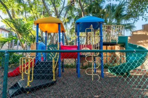 19999 E Country Club Drive Aventura FL 33180