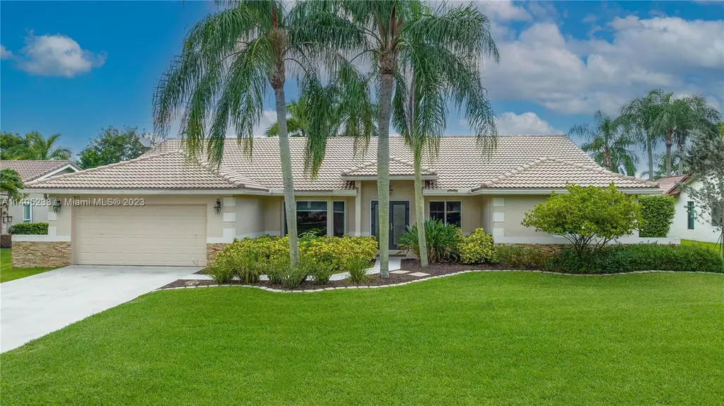 5477 NW 86th Way Coral Springs FL 33067