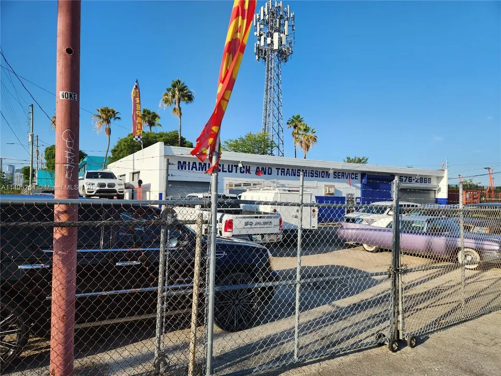 60 NW 20th Street Miami FL 33127