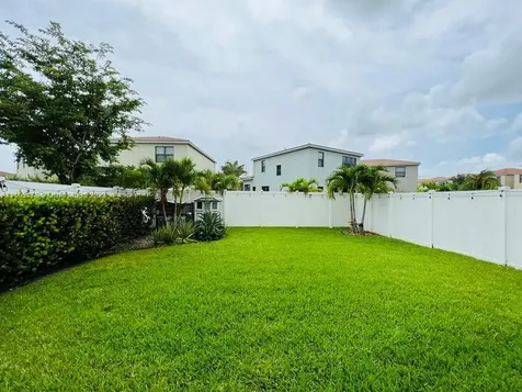 19308 NE 8th Court Miami FL 33179