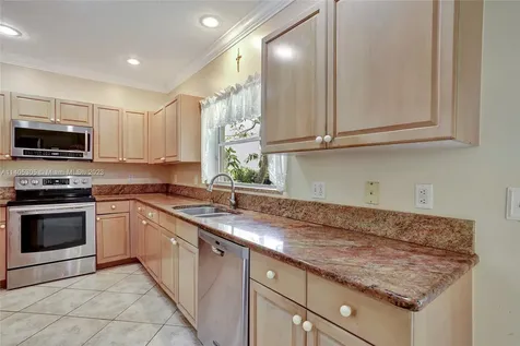 3946 Jasmine Lane Coral Springs FL 33065