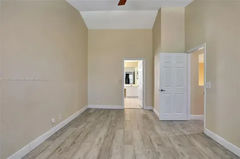 3946 Jasmine Lane Coral Springs FL 33065