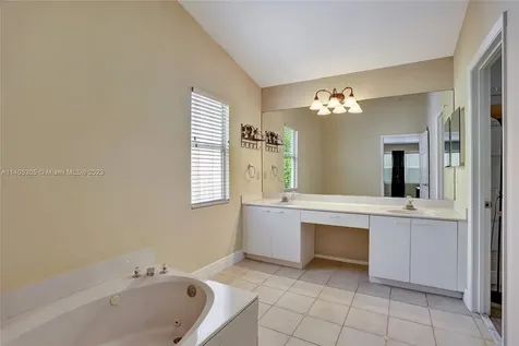 3946 Jasmine Lane Coral Springs FL 33065