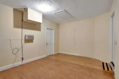 3946 Jasmine Lane Coral Springs FL 33065