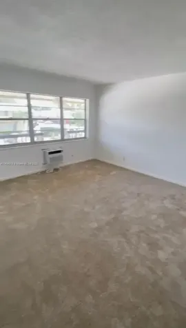 78 Kingswood D West Palm Beach FL 33417