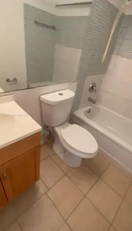 78 Kingswood D West Palm Beach FL 33417